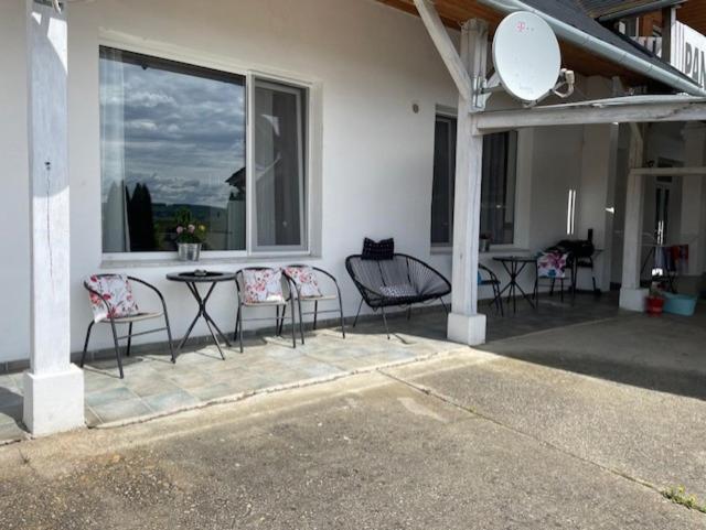 Apartamento Arthaus Roenoek Ronok Exterior foto
