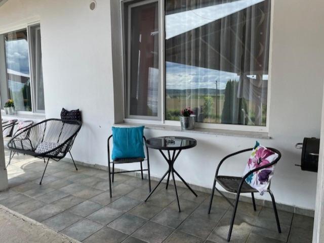 Apartamento Arthaus Roenoek Ronok Exterior foto