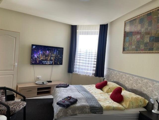 Apartamento Arthaus Roenoek Ronok Exterior foto
